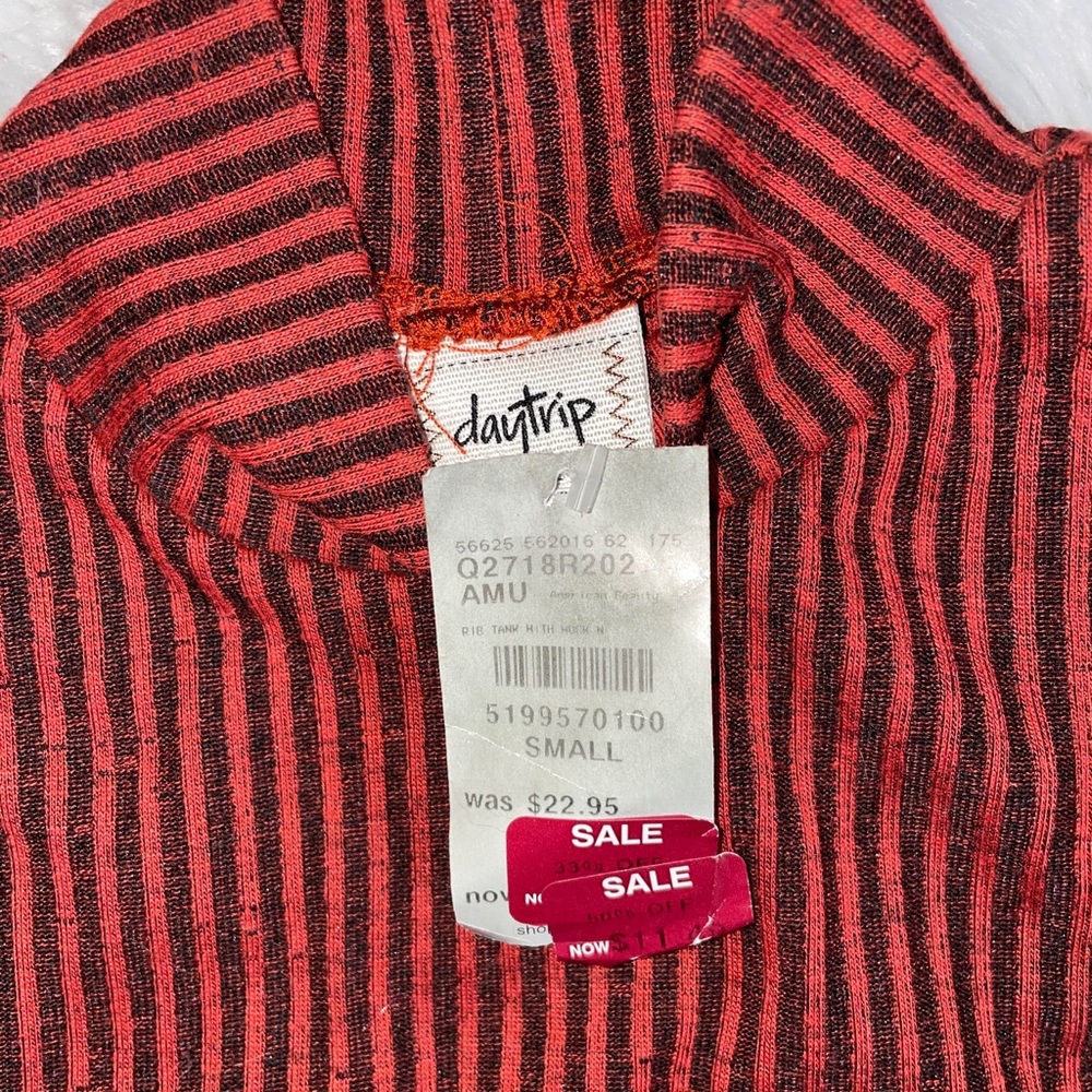Sleeveless turtleneck - Picture 3 of 4